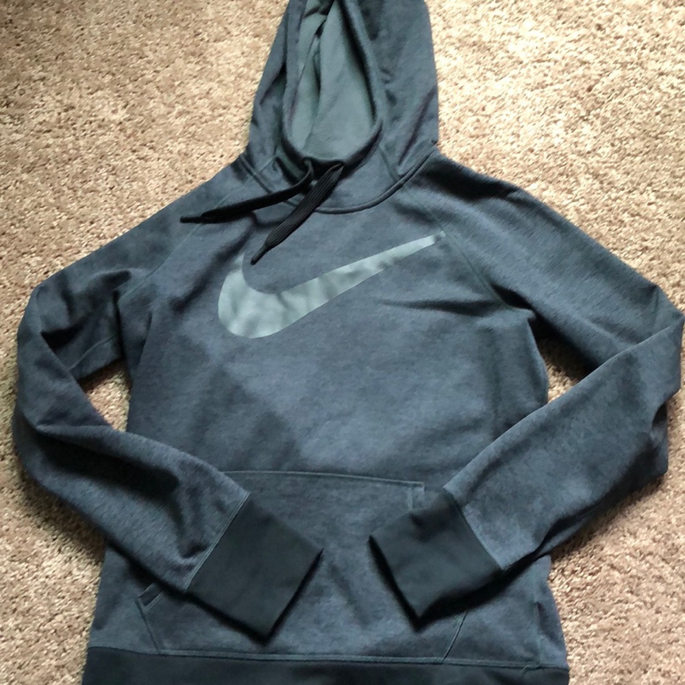 Nike sweatshirt